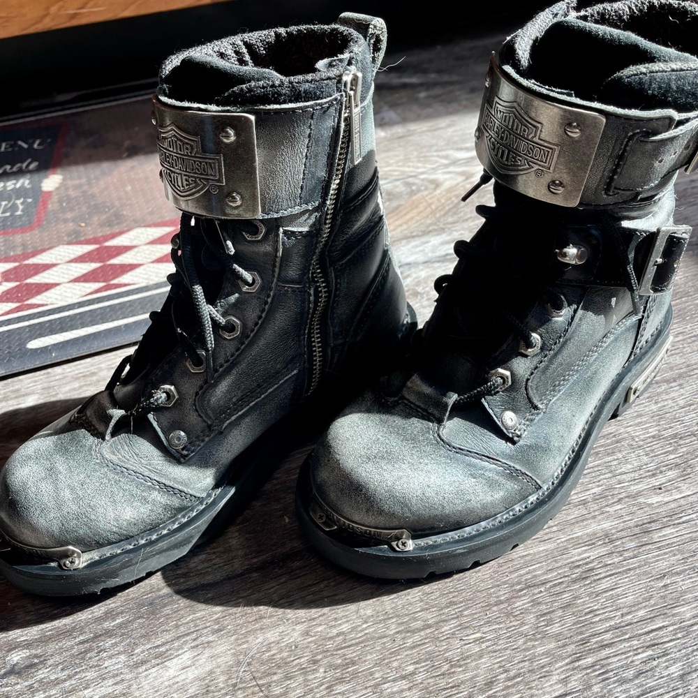 Women’s Harley Boots